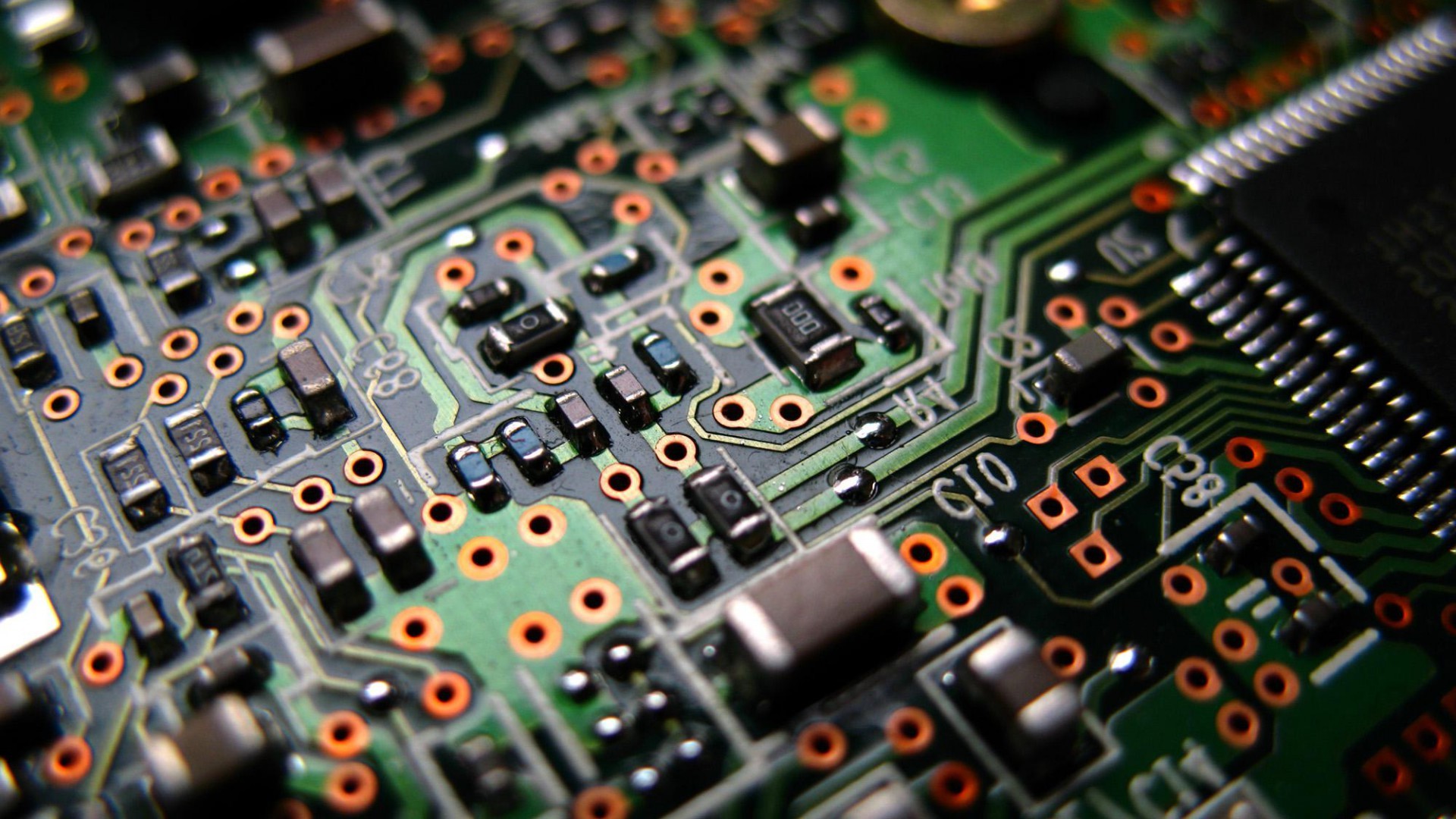 PCB市場增長迅猛，行業穩健發展